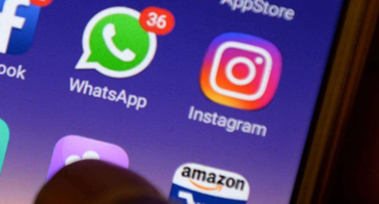 WhatsApp, Facebook, and Instagram are currently down